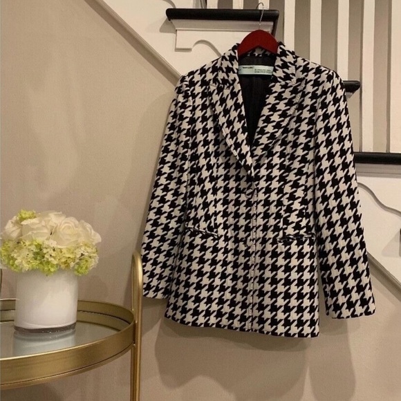 Off-White Monochrome Houndstooth Blazer